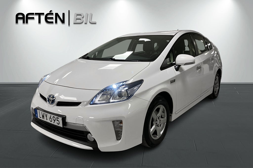 Toyota Prius  Plug-in Hybrid 1.8 VVT-i CVT, Navi,Head up,Halv läder,