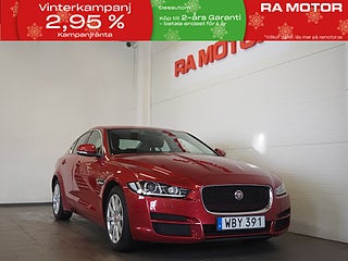 Sedan Jaguar XE 1 av 21