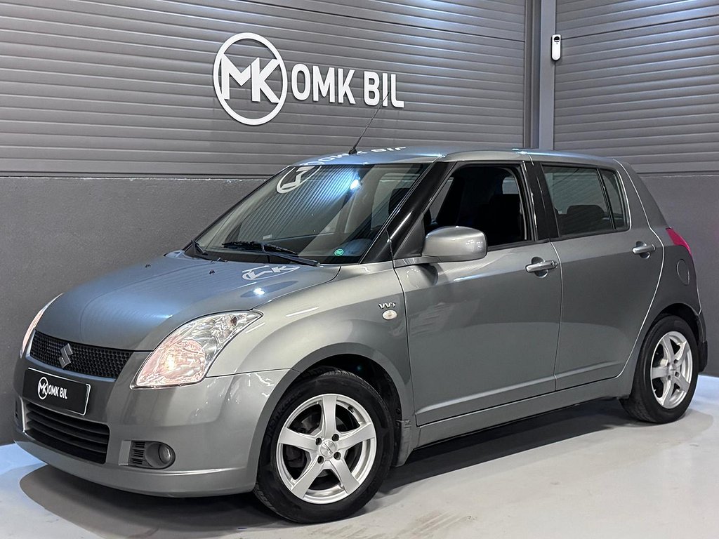 Suzuki Swift 5-dörrar 1.5  / Ny Besiktgad