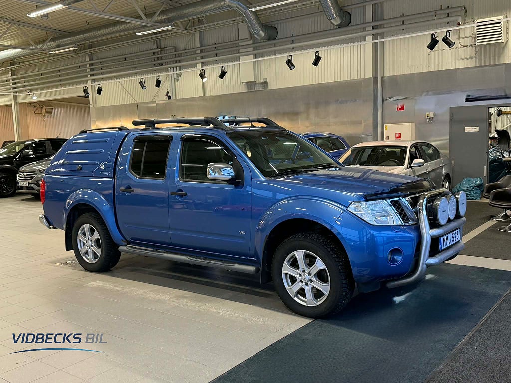Nissan Navara 3.0 dCi V6 4x4 KÅPA GPS DRAG TAKLUCKA LÄDER 