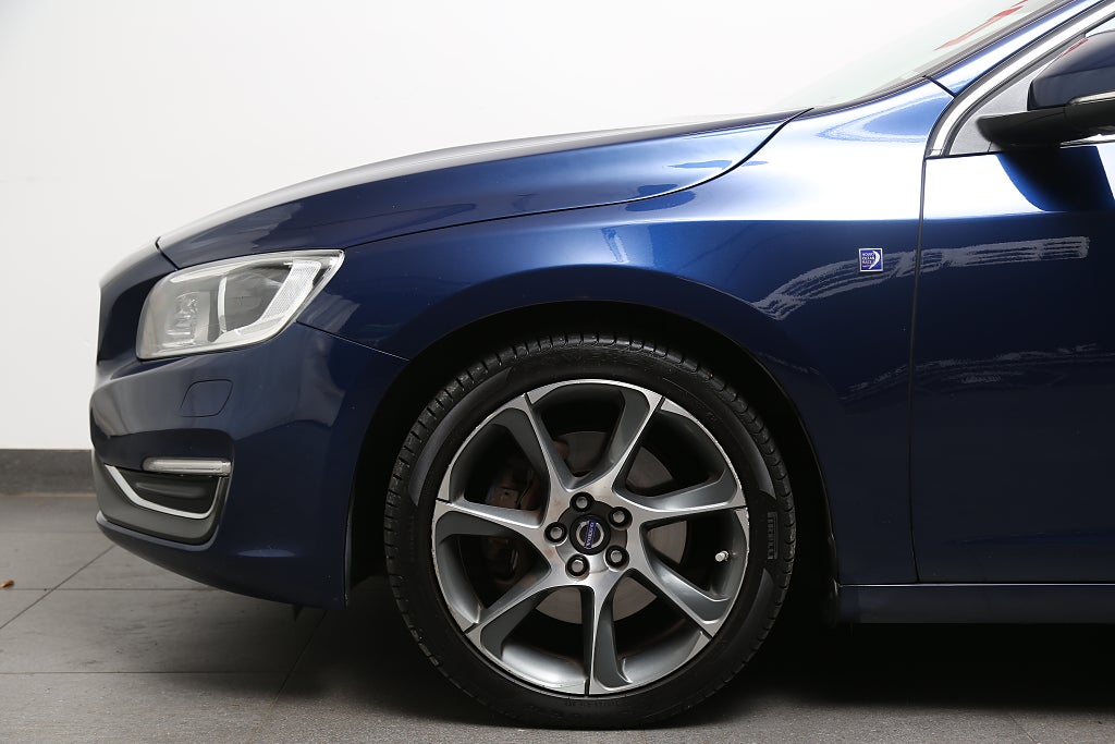 Volvo V60 D4 AWD 181hk Ocean Race Business Edition Aut Drag 2015