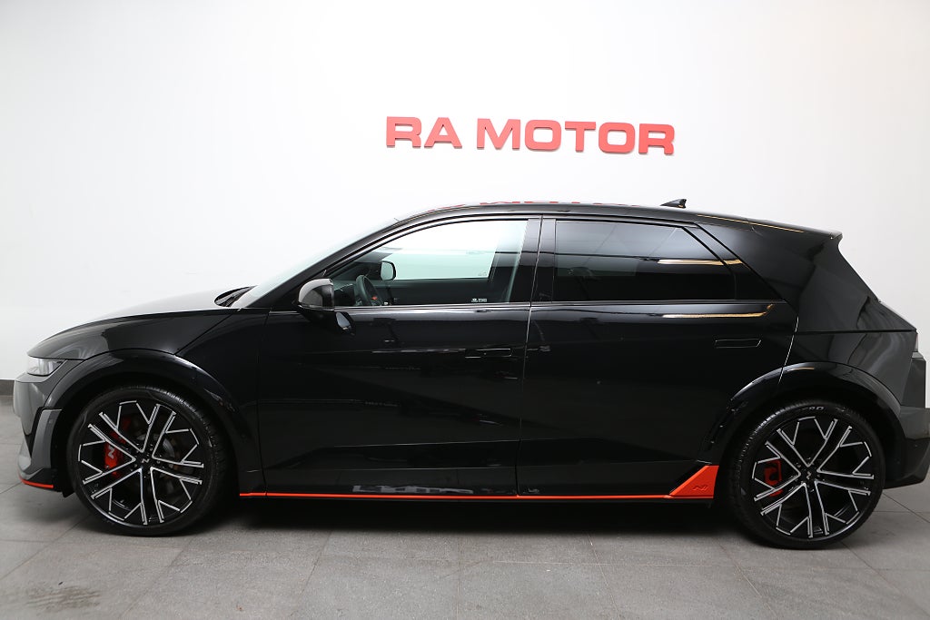 Hyundai IONIQ 5 84 kWh 650Hk Head-up Bose 360°Kamera Moms 2024