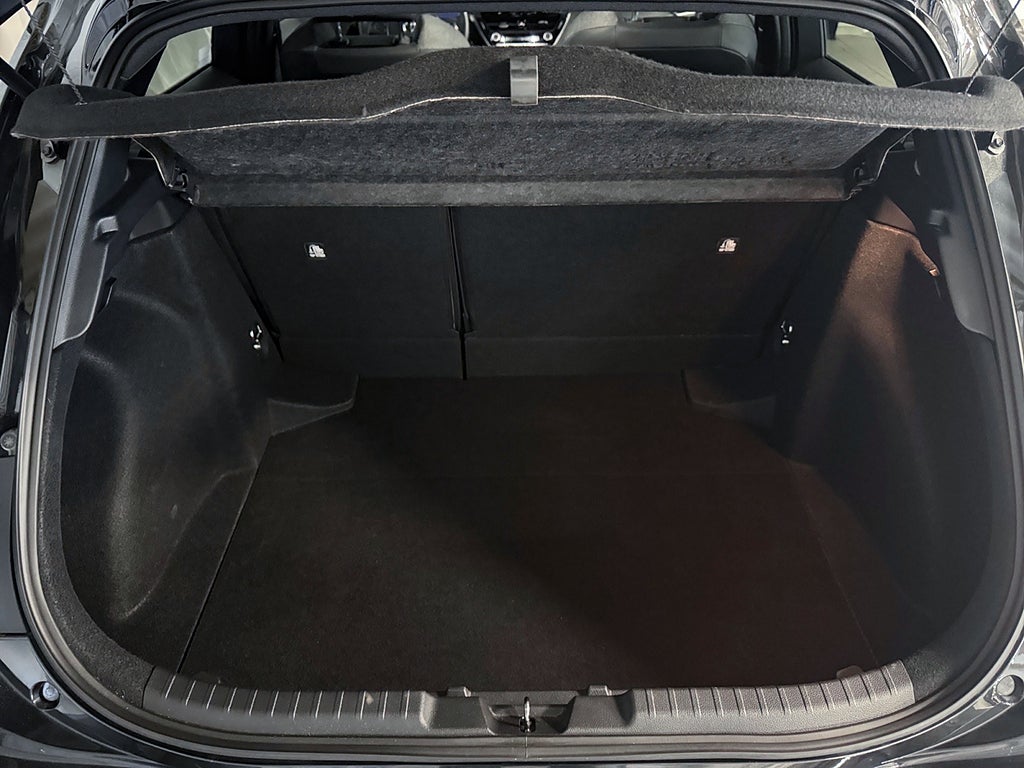 Toyota Corolla Hybrid e-CVT 1,8 Style Plus Kamera Navi Adpt-fart bild 17