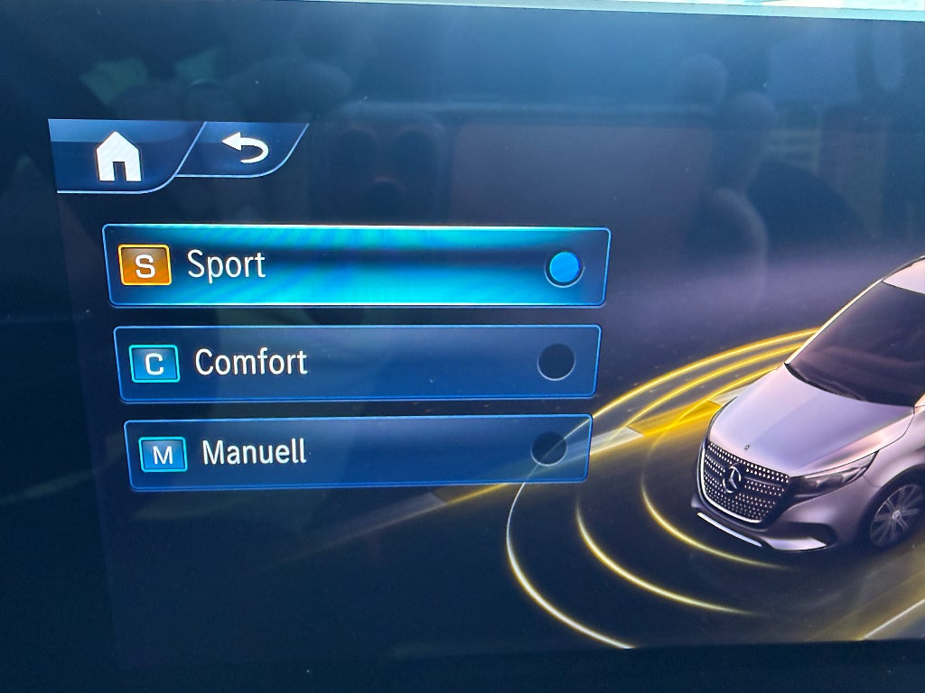 Mercedes-Benz V 2025 - miniatyr 16
