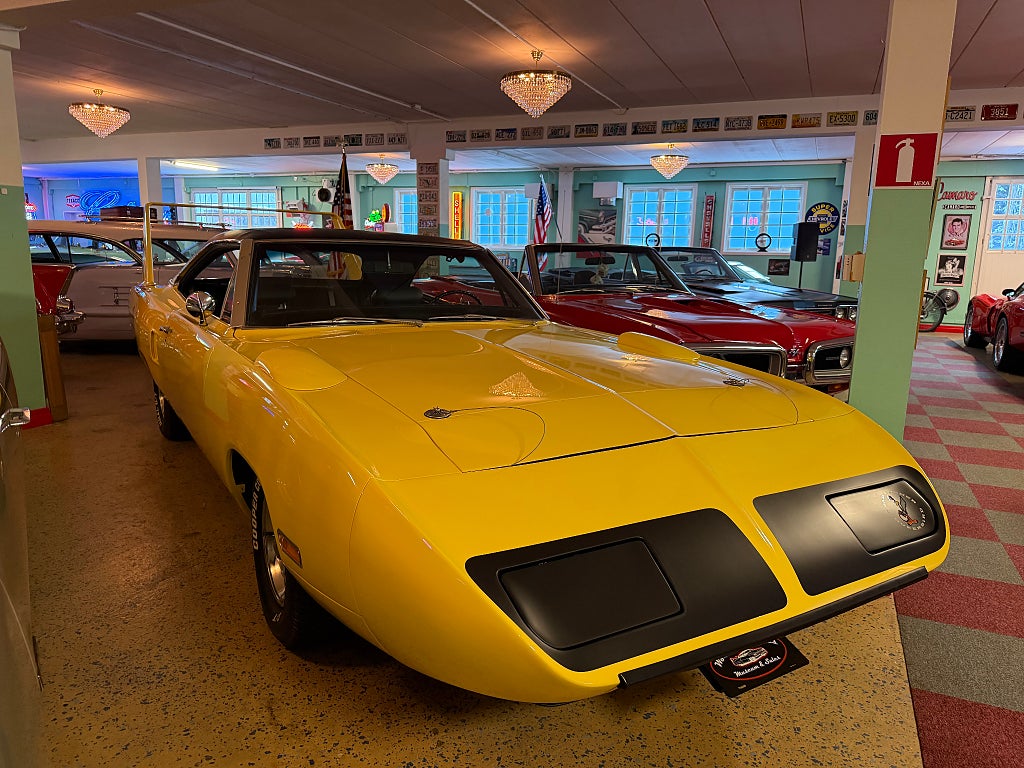 Plymouth Road Runner Superbird toppskick -70