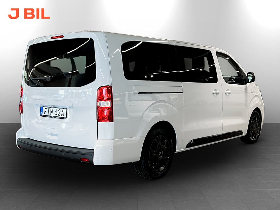 Bild på Citroën SpaceTourer Plus 2.2 BHDi 180hk Aut 9-SITS DUBBLA SKJUTDÖRRAR
