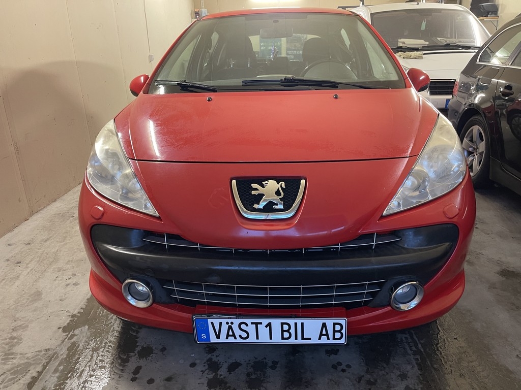 Peugeot 207 5-dörrar 1.6 HDi FAP Euro 4 2008, bild 2/10