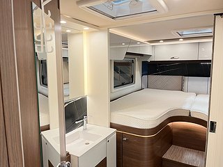 Husbil-integrerad Bürstner ELEGANCE 910 23 av 34