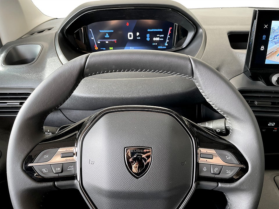Bild på Peugeot Partner Plus 130hk Aut L2 - EDITION! SERVICE & V-HJUL INGÅR!