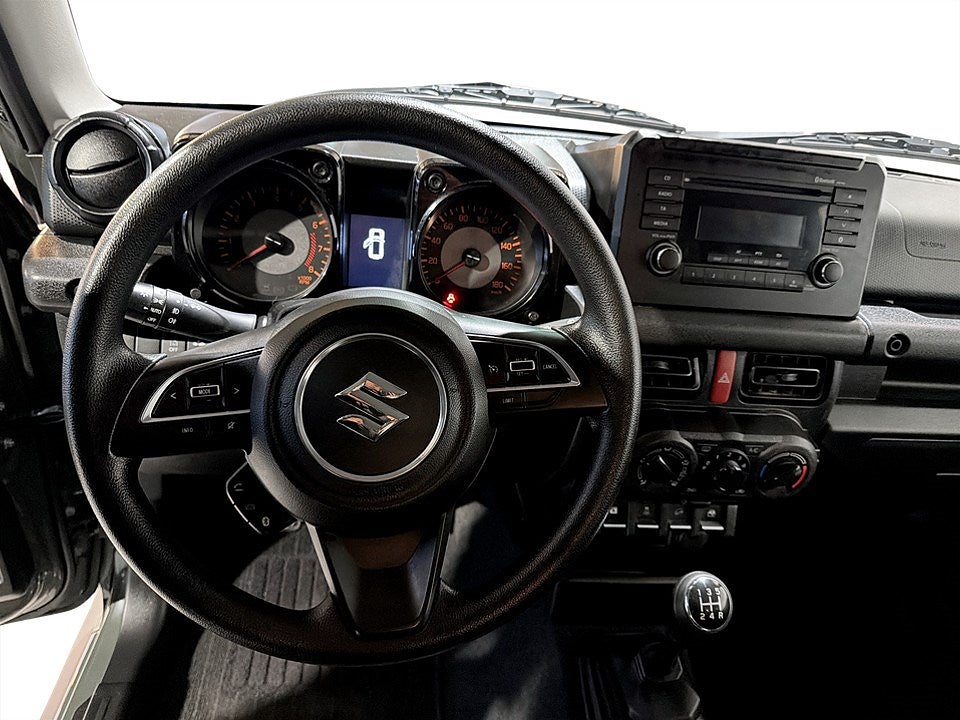 Bild på Suzuki Jimny Torakku 1.5 ALLGRIP 102hk 4WD - DRAG, NYSERVAD