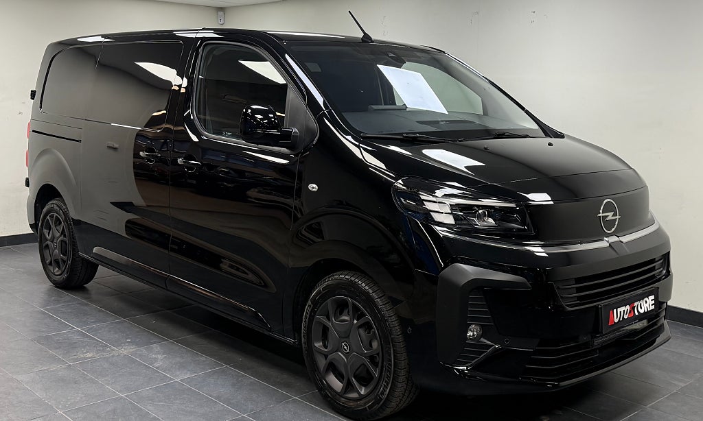 Opel Vivaro Skåpbil 2.0 *Moms*D-värm*worksystem*spec