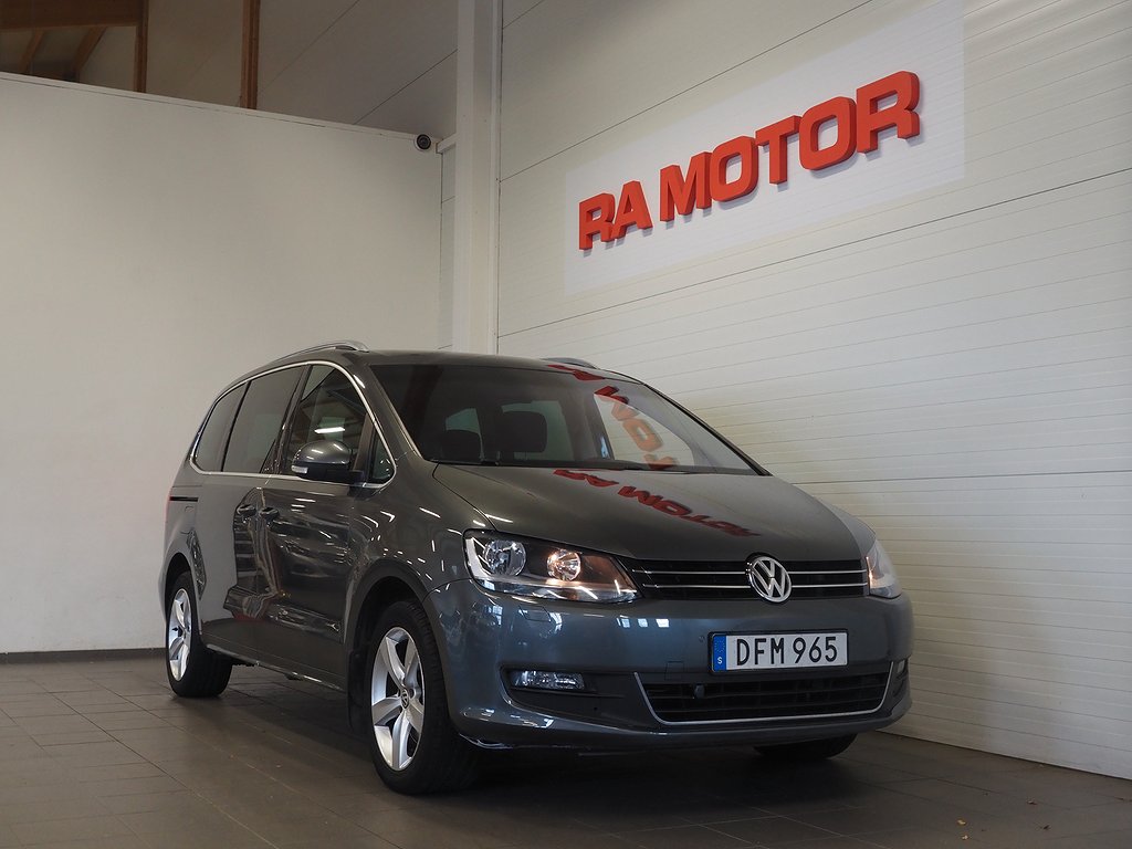 Volkswagen Sharan 7-sits 2.0 TDI 140hk Pano Drag Navi Kamera 2014