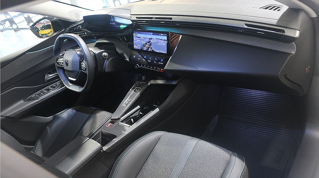 Bild på Peugeot 308 SW Allure PHEV 180hk Aut - ÅRSSKATT: 360KR