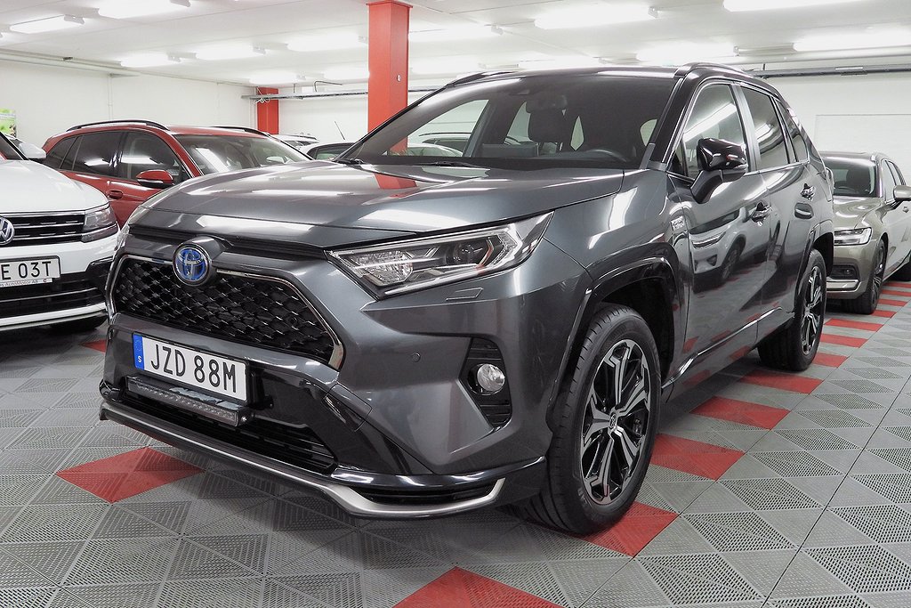 Toyota RAV4 Plug-in Hybrid E-CVT Style SoV Hjul Drag Carplay  Launch Edition