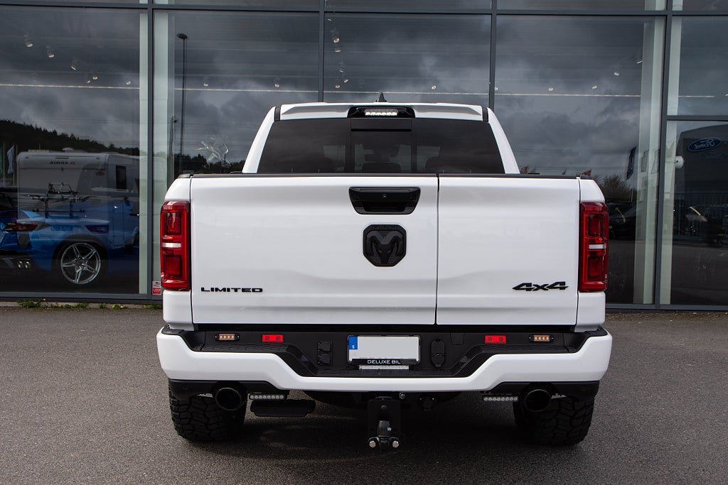 Dodge RAM 1500 Limited Night OFF-ROAD Edition / LÅG SKATT!