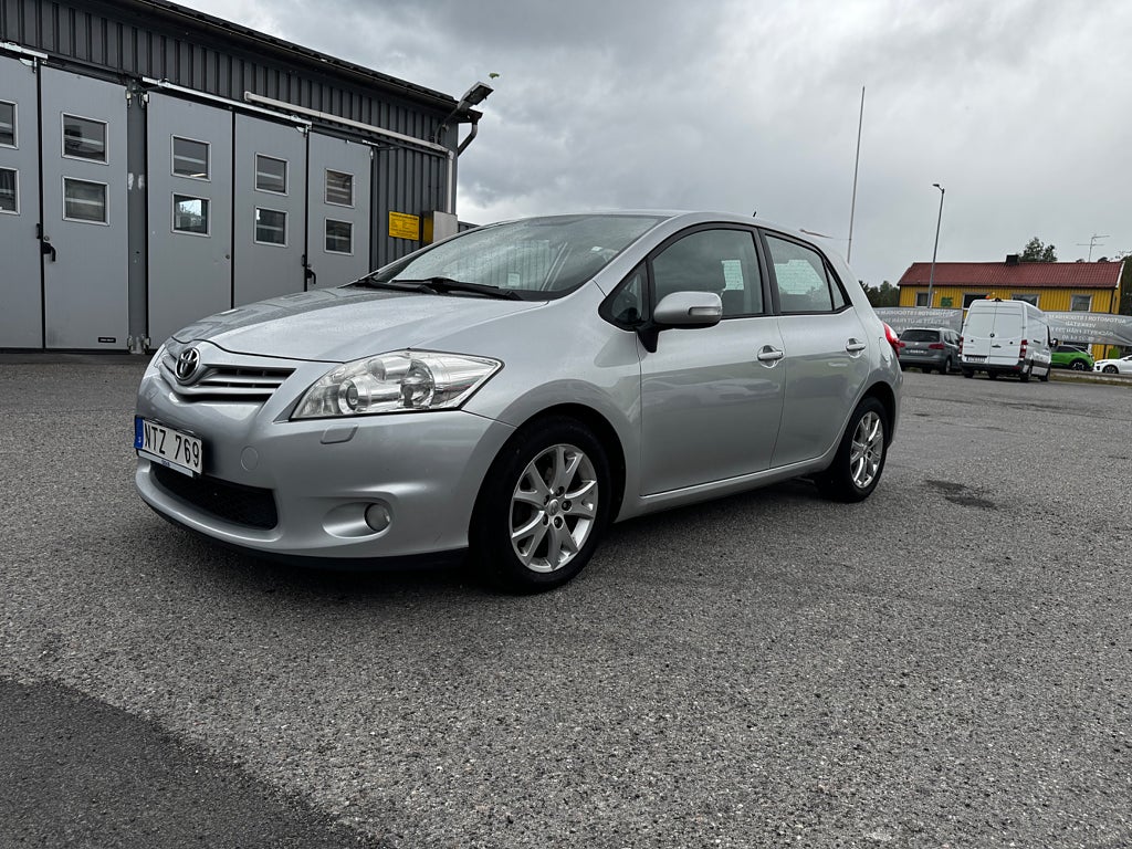 Toyota Auris 5-dörrar 1.6 Automat MultiMode Plus ACC 