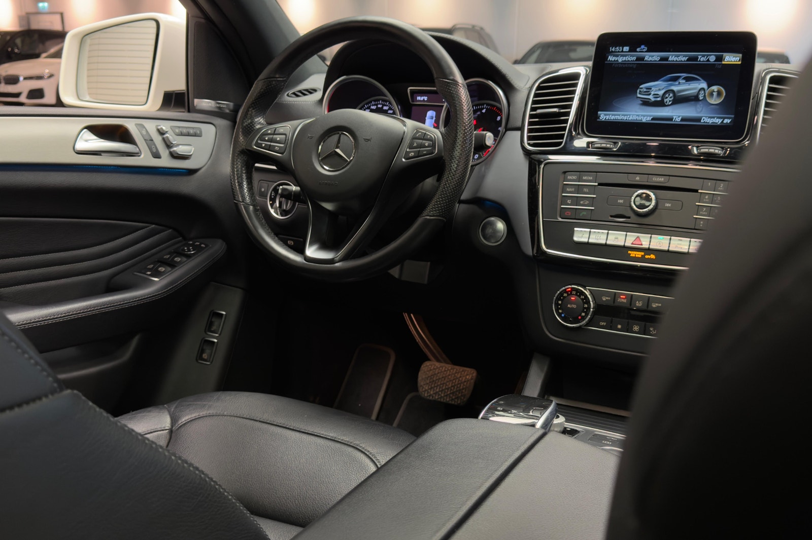 Mercedes-Benz GLE 350 d 4MATIC Coupé AMG Line|Pano|Drag|H/K 2019 - miniatyr 18