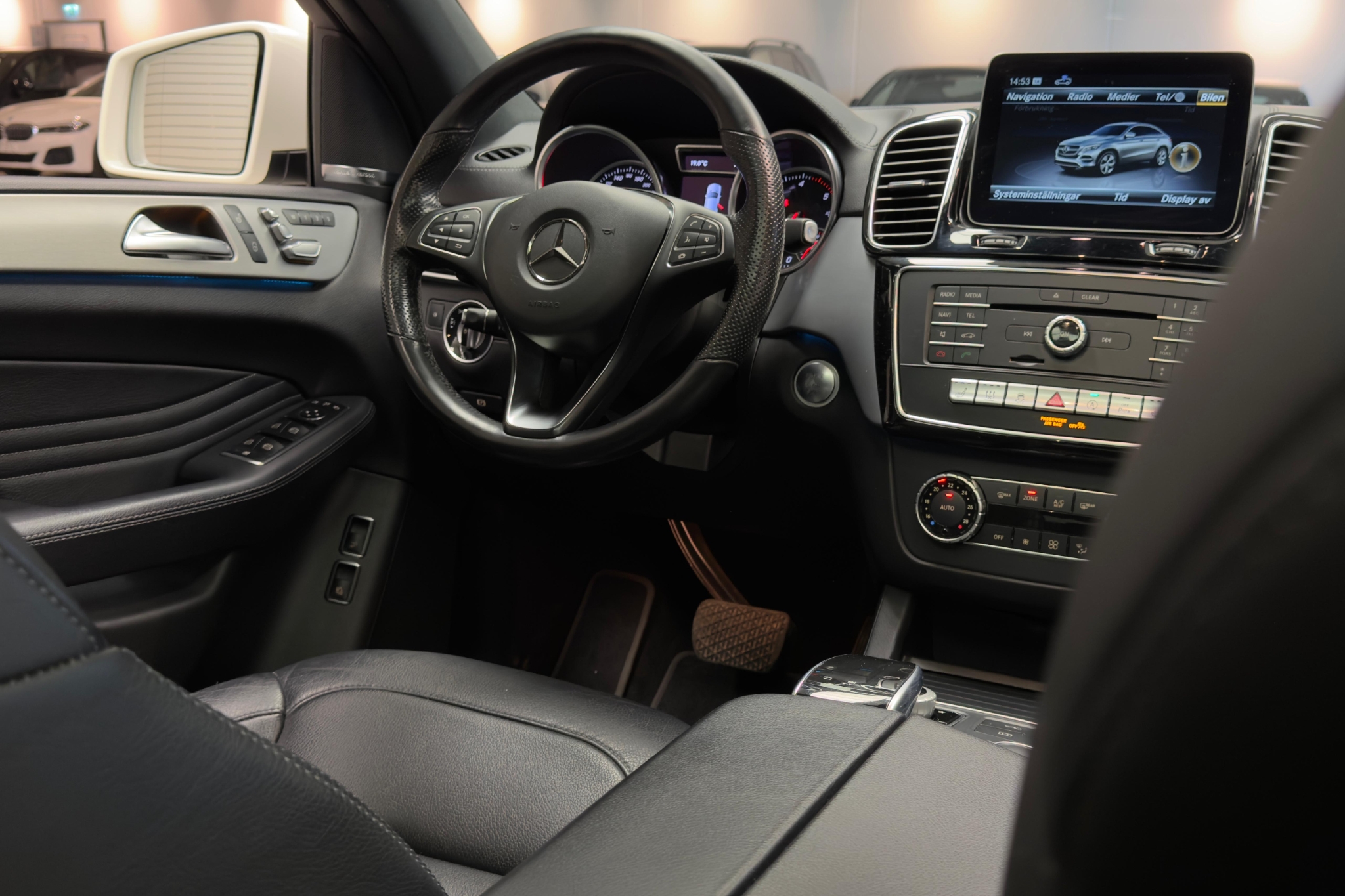 Mercedes-Benz GLE 350 d 4MATIC Coupé AMG Line|Pano|Drag|H/K 2019 - miniatyr 47