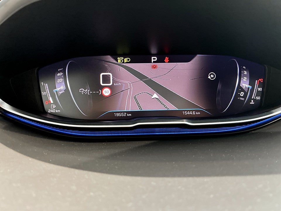 Bild på Peugeot 5008 GT 1.2 PT 130hk Aut 7-SITS MOTORISERAD BAKLUCKA BKAMERA