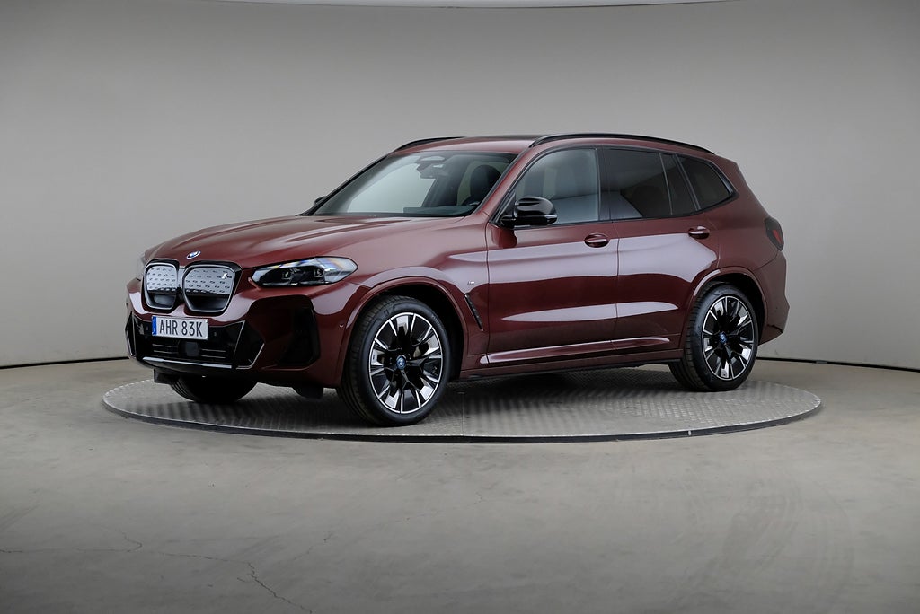 BMW iX3 286hk Charged Plus M Sport Pano Drag H&K Läder