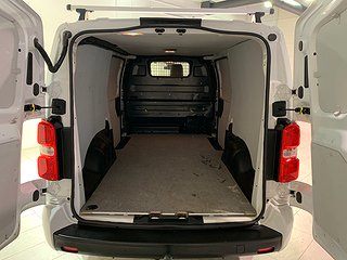 Transportbil - Skåp Toyota ProAce 17 av 25