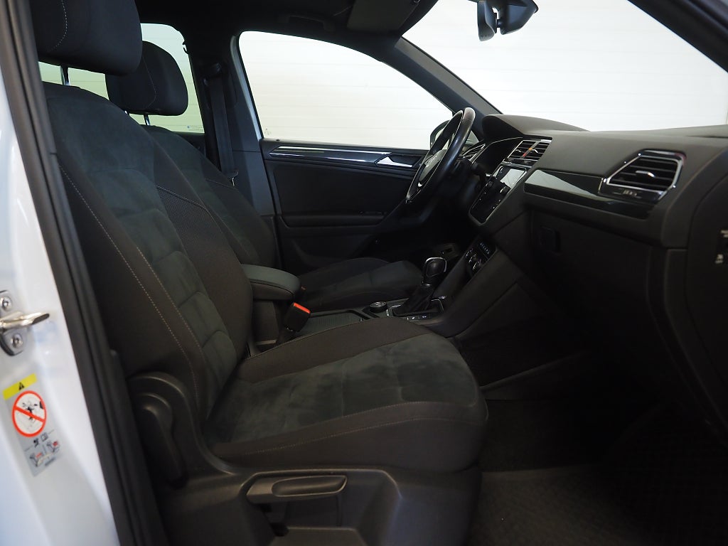 Volkswagen Tiguan TDI 190hk GT 4M R-Line |Drag|D-värm|Pano|Cockpit| 2019