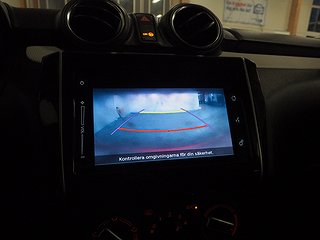Halvkombi Suzuki Swift 21 av 23