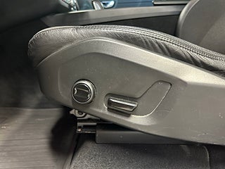 Volvo XC60 Recharge T6 AWD Automat Drag/Kamera/P-värmare/S&V-Däck – bild 18
