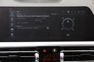 Kombi BMW 330e 19 av 28
