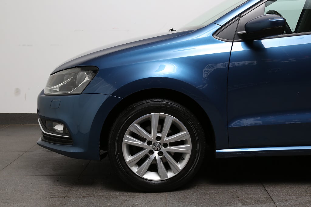 Volkswagen Polo 1,2 TSI 90hk Base 5D Bluetooth 2017
