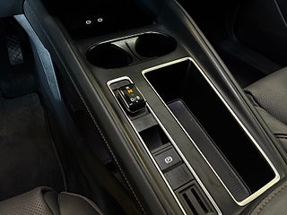 Skoda Elroq 60 Plus S&V-hjul/Drag/Kamera/Nav/Skinn/Carplay/Rattvärm – bild 21