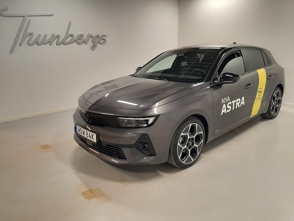 Opel Astra 5D ULTIMATE P130 AUT