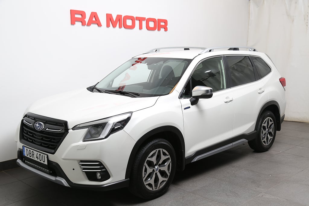 Subaru Forester 2,0i e-Boxer XFuel Active AWD Aut Extraljus Motor-v 2024