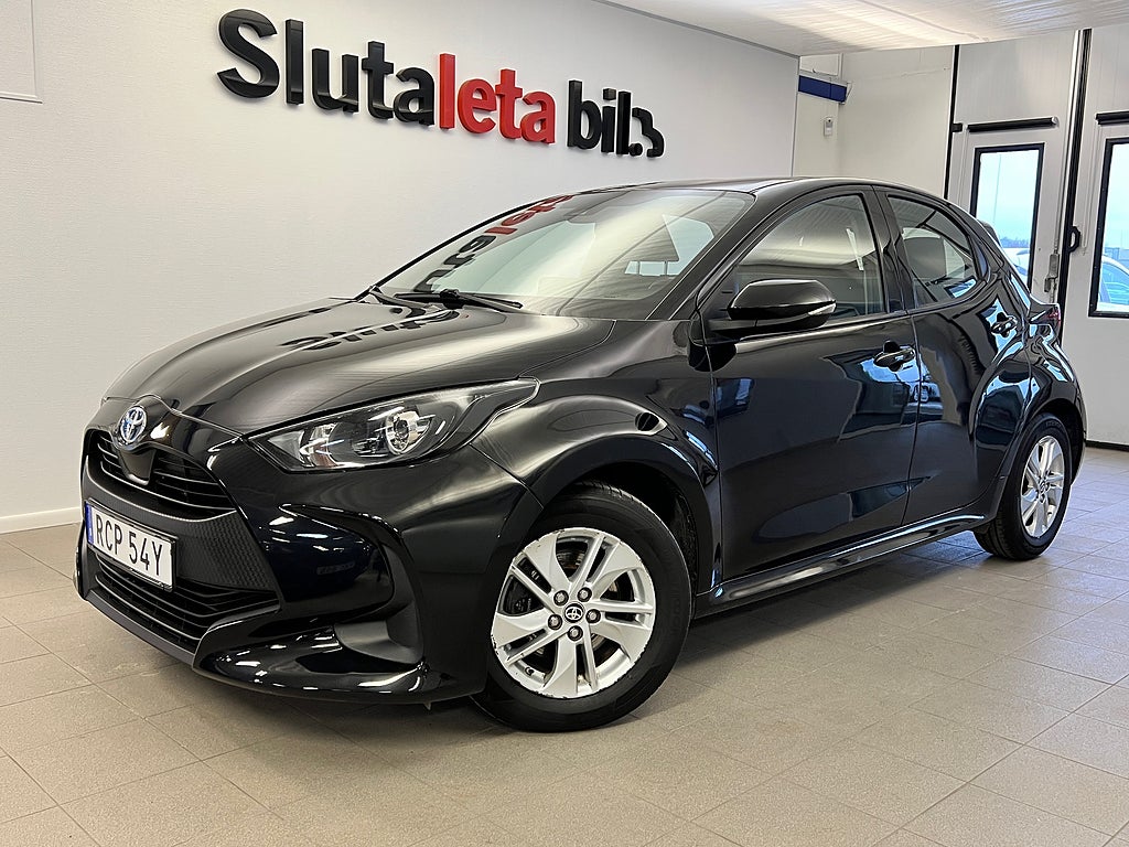 Toyota Yaris Hybrid CVT Active Euro 6 B-Kamera S/V Hjul ingår