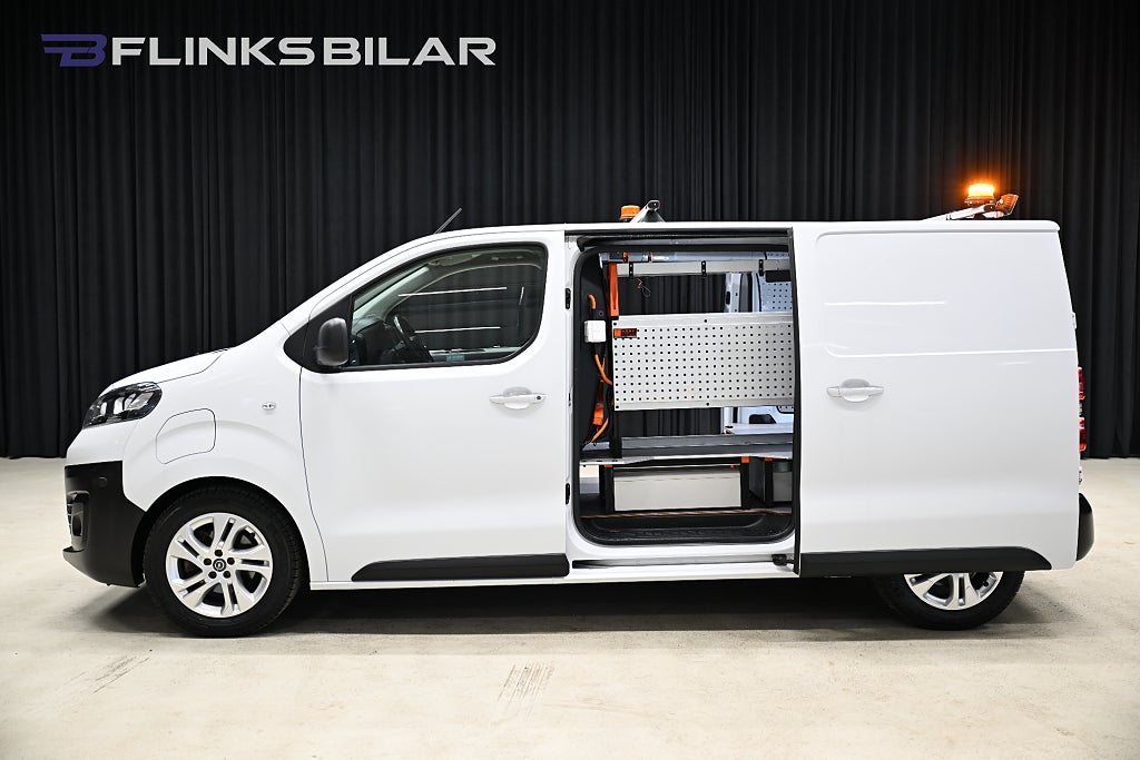 Opel Vivaro-e 136HK Servicebil|Inredning|Omvandlare|Dubbelgolv|SeUtr