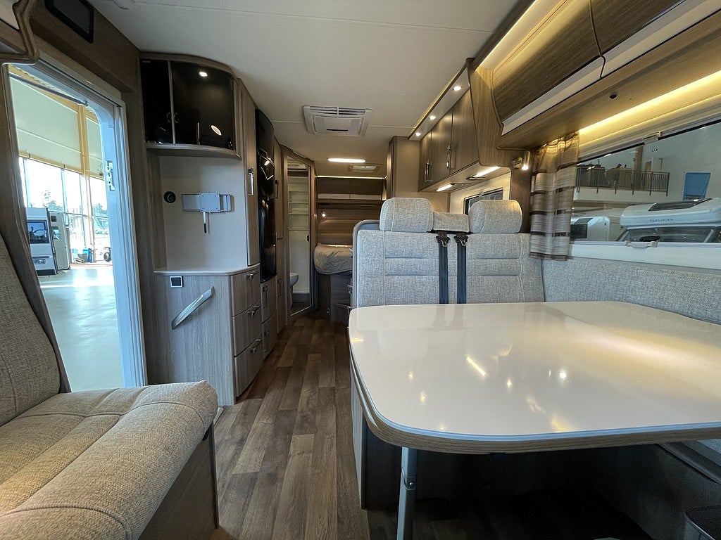 Kabe Classic 740 LXL /ALDE / AC-bodel / Solcell / Automat / - Kabe