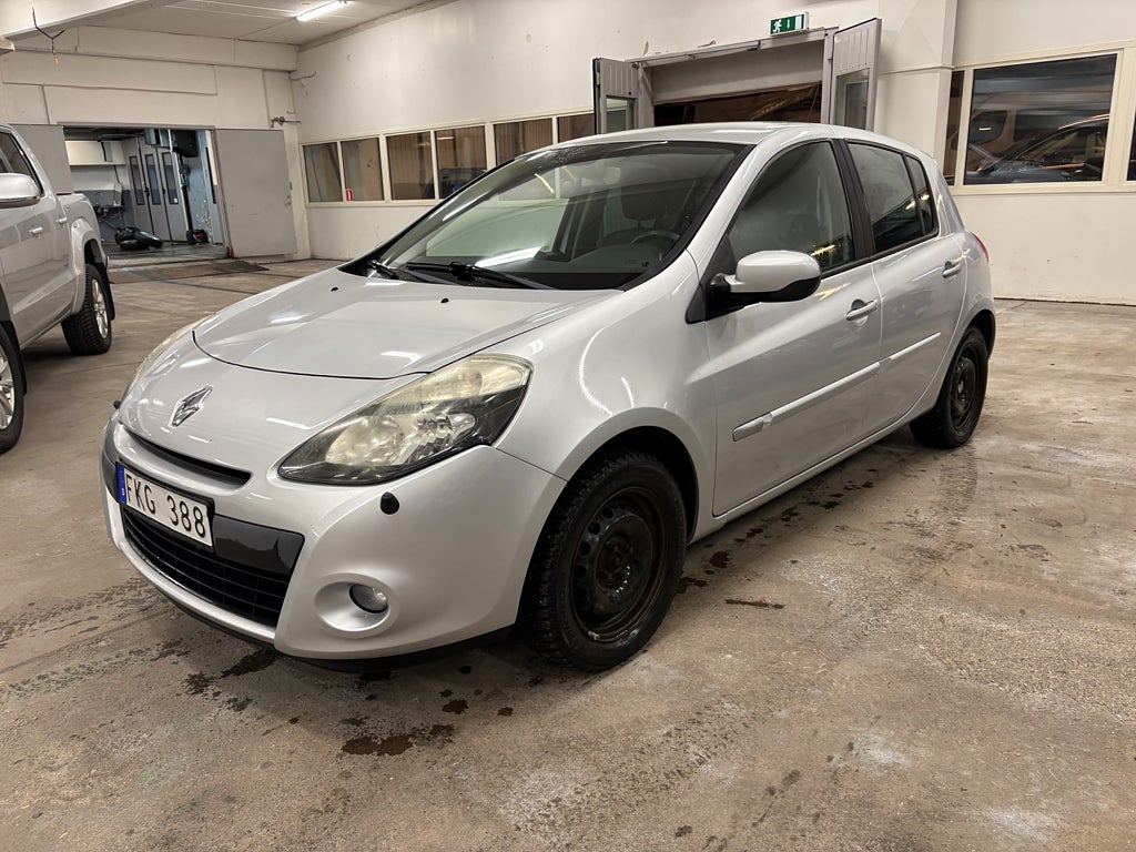 Renault Clio 5-dörrars Halvkombi 1.2 Euro 4