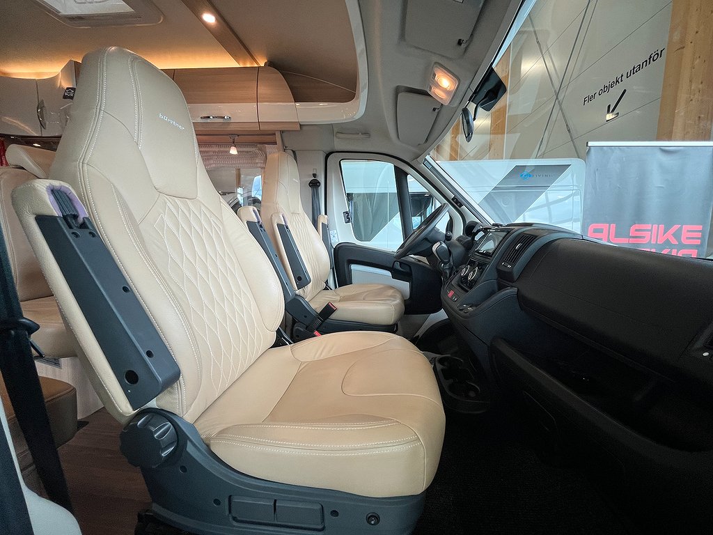 Bürstner Nexxo T 720 / ALDE / Solcell / Aut 150hk / Långbädd - Bürstner