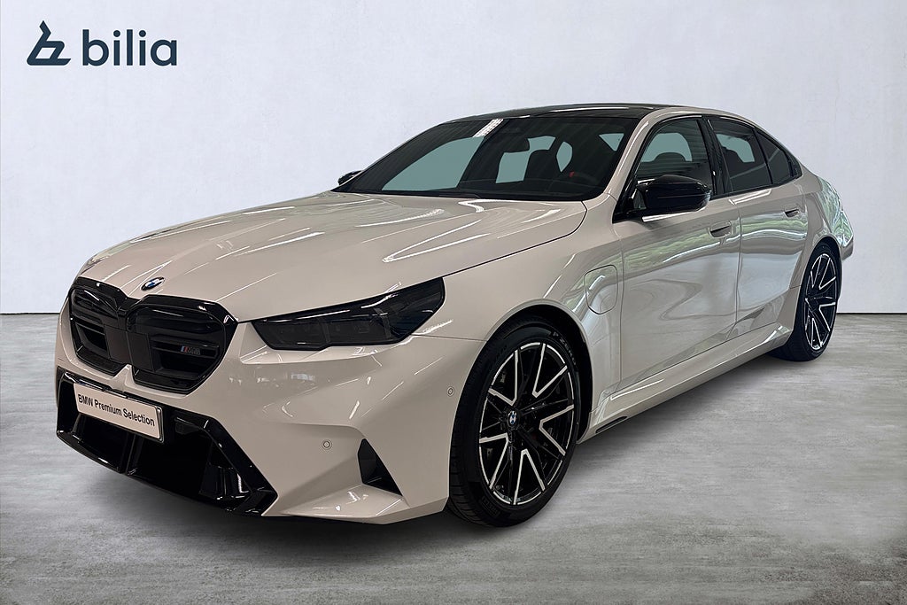 BMW M5 xDrive DEMOBIL | Drag | Panorama | Bowers & Wilkins 