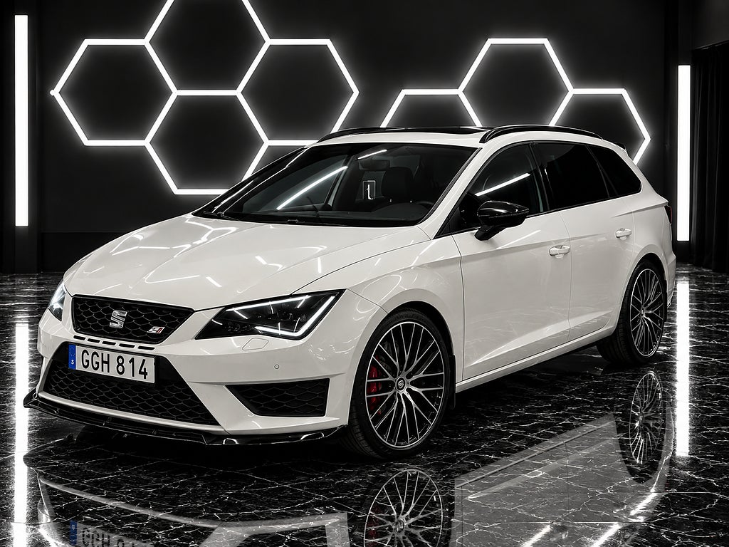 Seat Leon ST León Cupra ST 2.0 TSI Cupra / Panorama / Seatsound