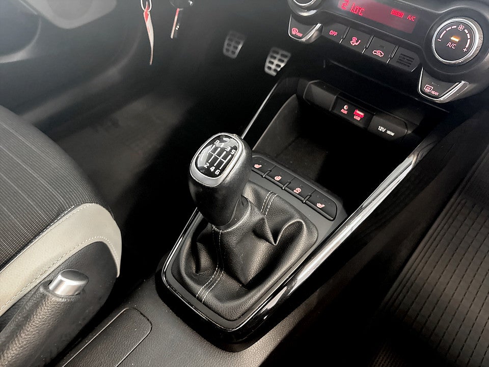 Bild på Kia Stonic Stonic 1.0 T-GDI 120hk BACKKAMERA CARPLAY