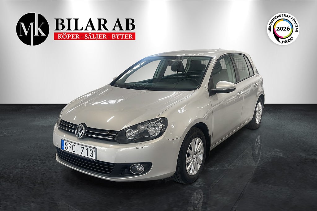 Volkswagen Golf 1.6 Navi Nyservad / Låga mil / Räntakampanj 3.45%