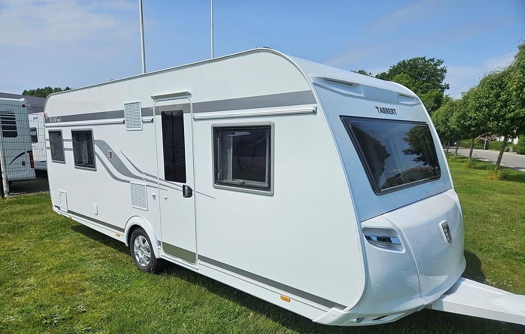 Tabbert Da Vinci 560 HTD 2.5 Dubbelbädd / Badrum bak / NY (2023)