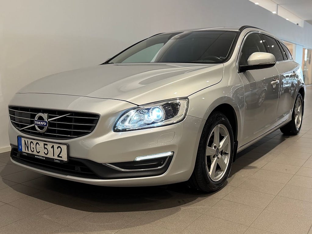 Volvo V60 D3 Business Advanced / Sensorer /