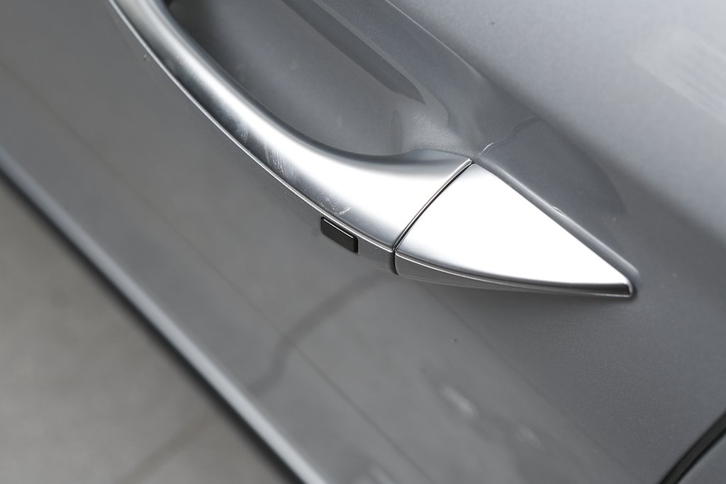 Hyundai IONIQ Electric 38.3 kWh Premium Plus Skinn Elstol 2020