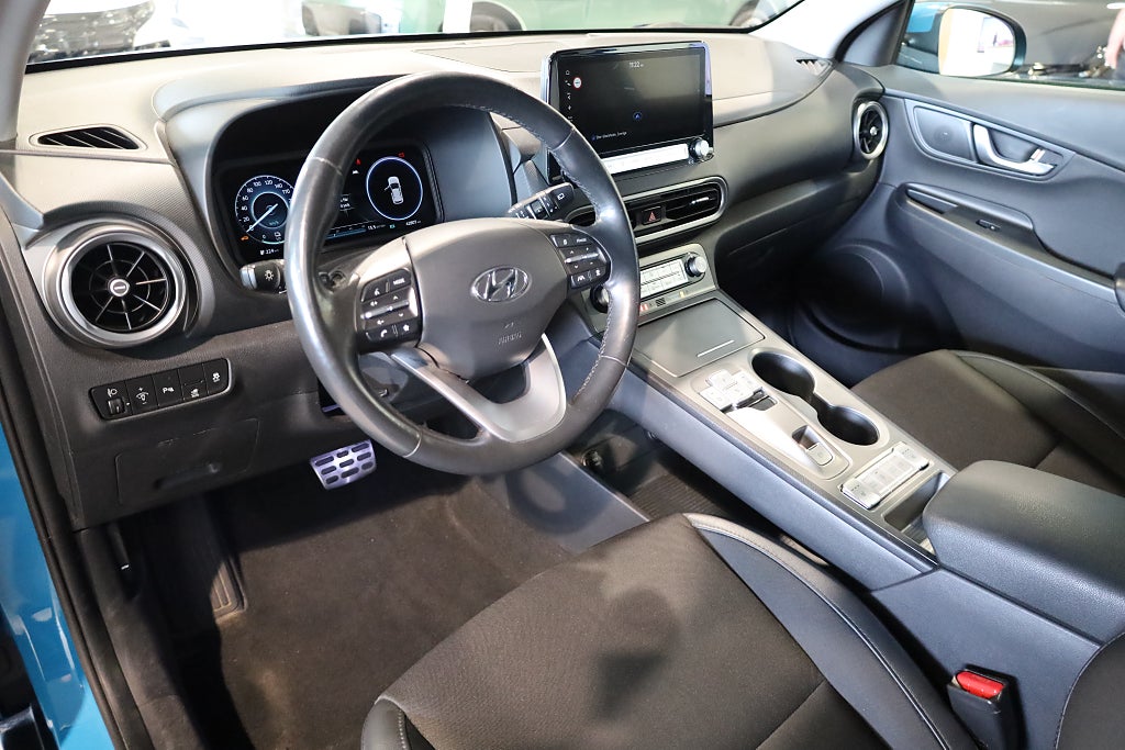 Hyundai Kona 39.2 kWh Essential Navi Kamera Krell Leasbar Rattvärme