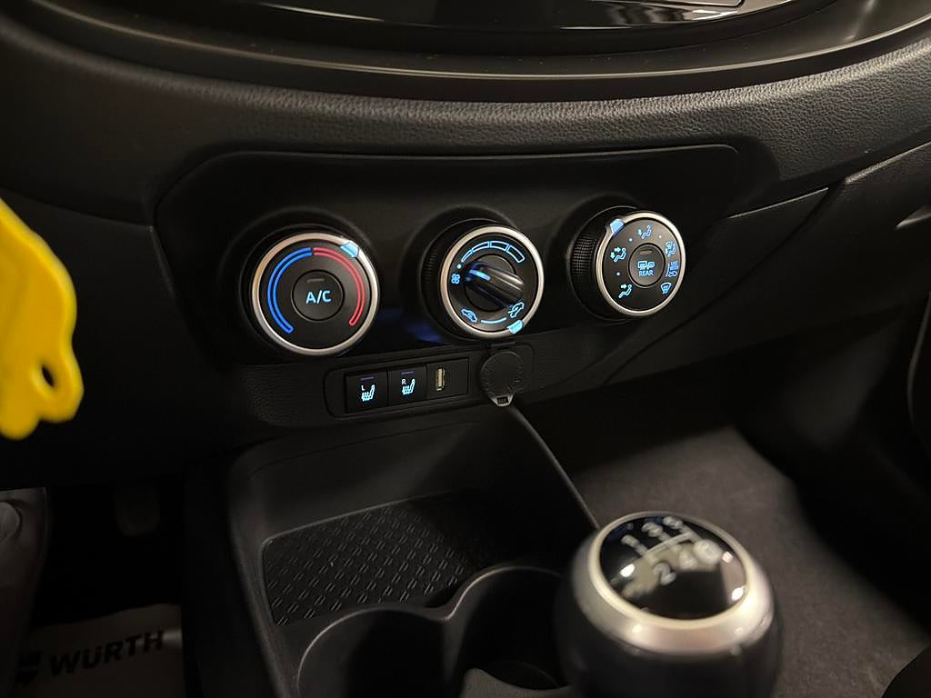 Toyota Aygo 2023 - miniatyr 11