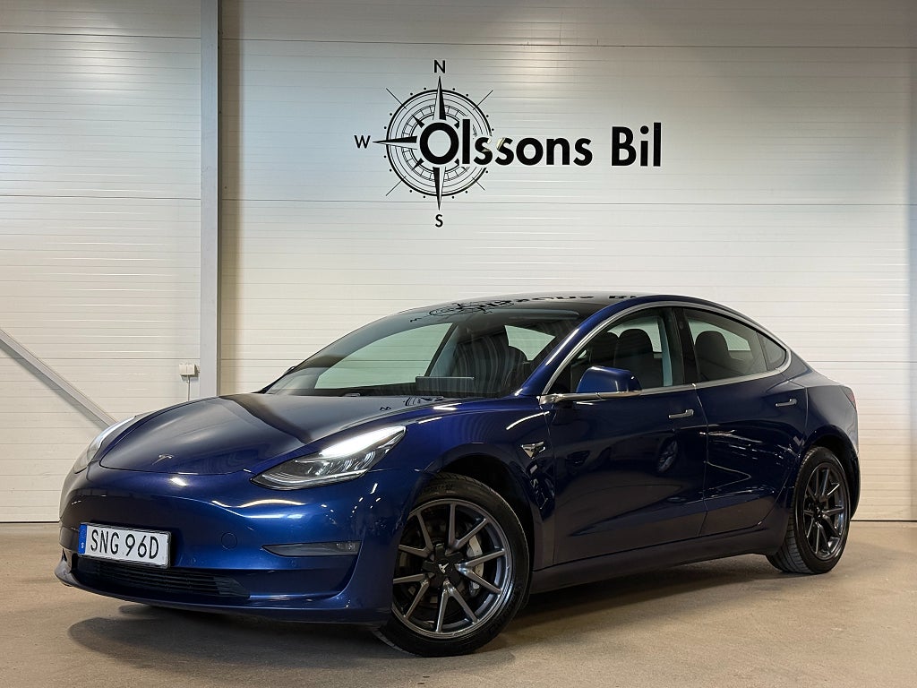 Tesla Model 3 Long Range AWD Lång räckvidd Panorama 440hk MOMS 