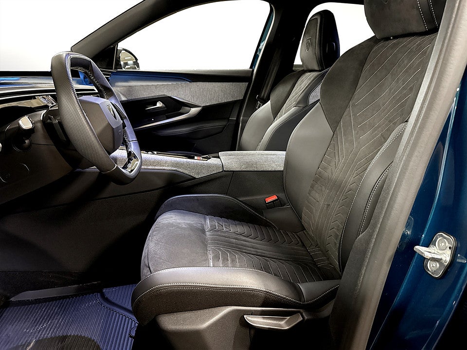 Bild på Peugeot 3008 GT Hybrid 145hk Aut B-KAMERA CARPLAY