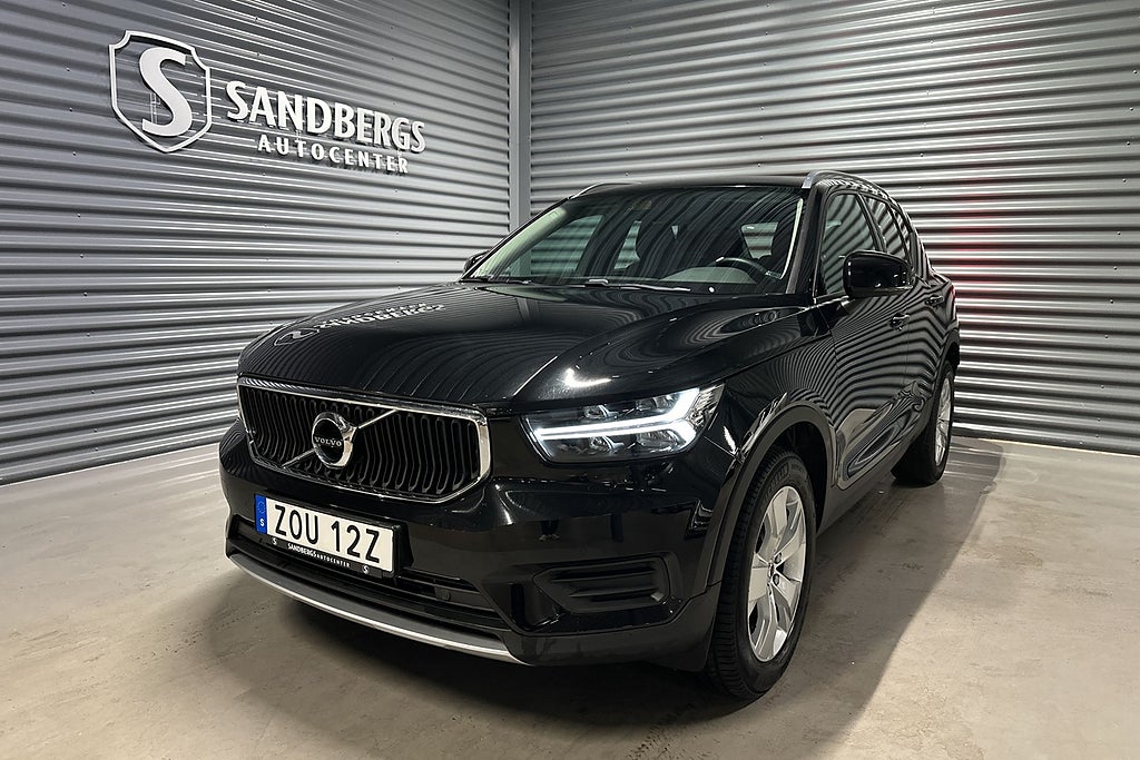 Volvo XC40 T3 Momentum Backkamera Värmare Navi Keyless Eu6